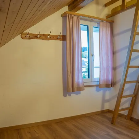 Juhui Bed & Breakfast *