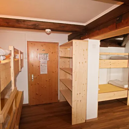 Juhui Bed & Breakfast Flumserberg